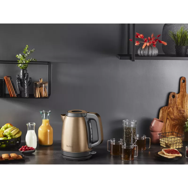 Elektriskā tējkanna Tefal 1,7 L 2400 W melna/vara krāsā