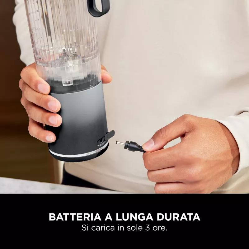 Ninja Blast Max BC251EUGY bezvadu portatīvais blenderis, 0,57 l, tērauda asmeņi, pelēks