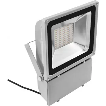 LED prožektors EUROLITE FL-100 3000K — silti balta gaismas atdeve