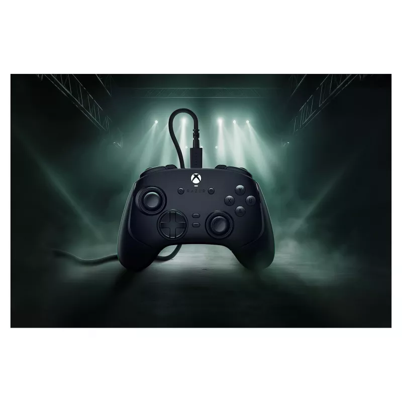 Razer Wolverine V3 - Tournament Edition - Spēļu paliktnis - Vadu - Microsoft Xbox Series X, Microsoft Xbox Series S, PC (RZ06-05210100-R3M1)