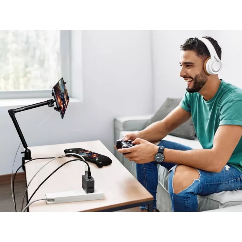 AVerMedia GC313Pro Universāls Melns AC Ātrā uzlāde Iekštelpām