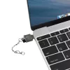USB-C uz microSD karšu lasītājs kā atslēgu piekariņš