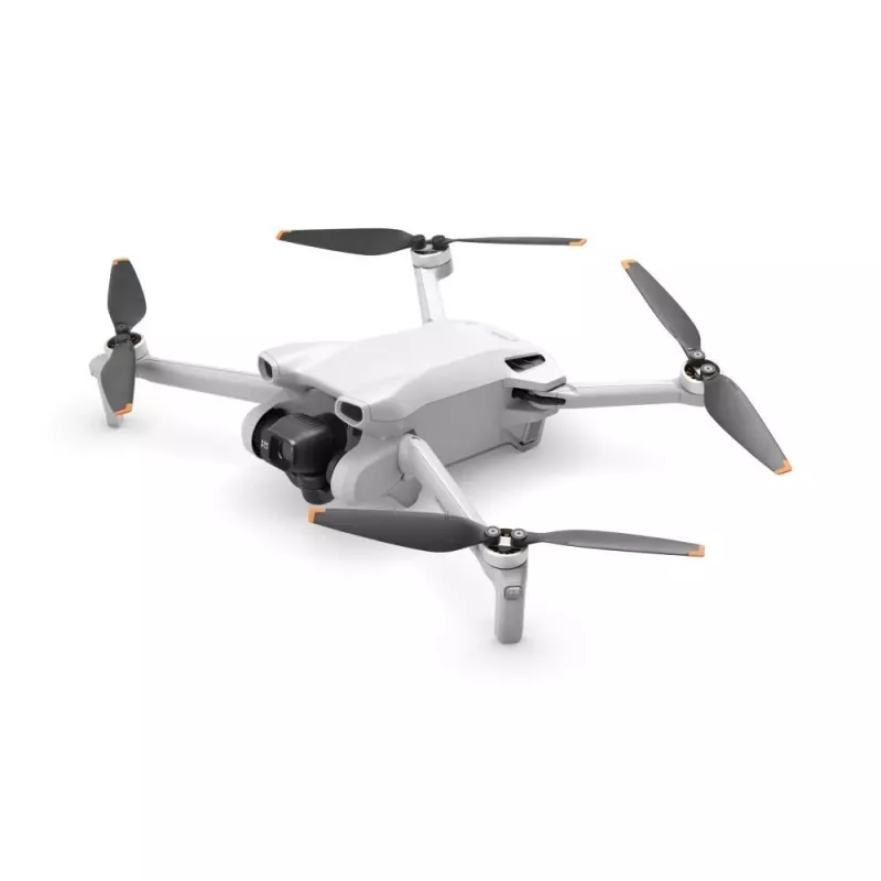 Quadcopter DJI Mini 3 Fly More Combo — 4 rotoru drons, 12 MP 4K kamera, 10 000 m diapazons, maks. ātrums 10,55 m/s, 2453 mAh baterija, 0,248 kg, pelēks