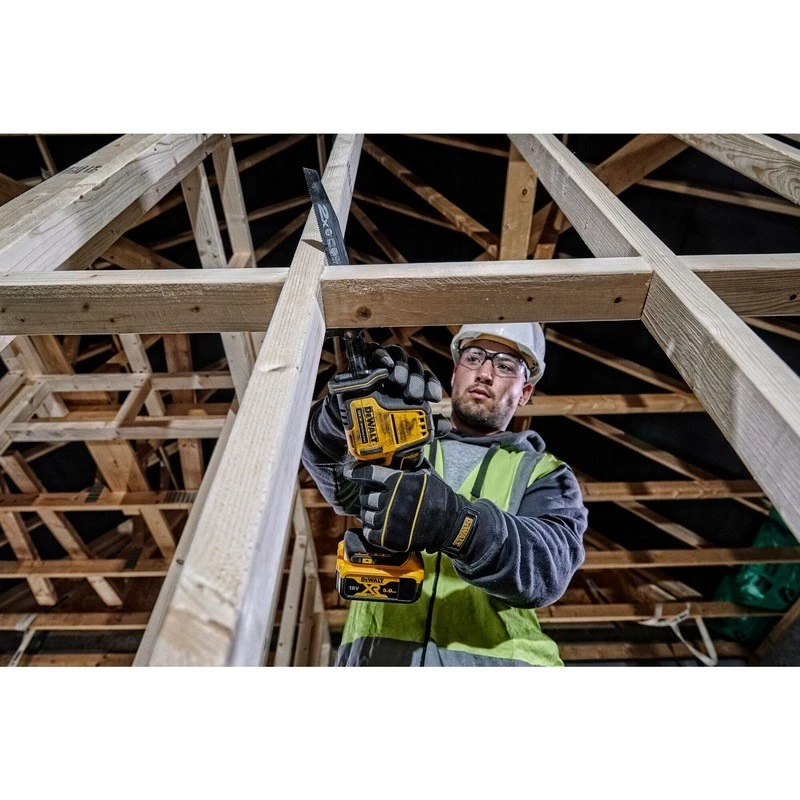 DeWALT DCS369NT-XJ zobenzāģis 2800 spm Melna, Dzeltena