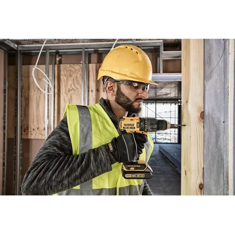 Akumulatora skrūvgriezis DeWALT DCD778D2T-QW, bezvada 18V Li-Ion, 1750 apgr./min, 26 N·m griezes moments, bezsuku motors
