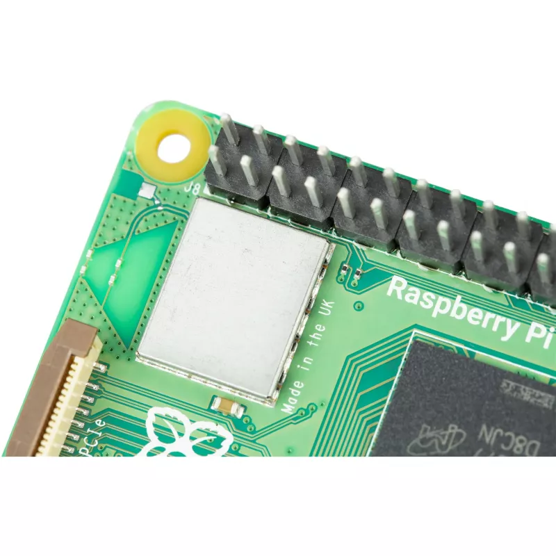 Vienplates dators Raspberry Pi 5 izstrādes plate — 2400 MHz Arm Cortex-A76, līdz 16 GB LPDDR4x, MicroSD, USB 3.2, Wi‑Fi 5