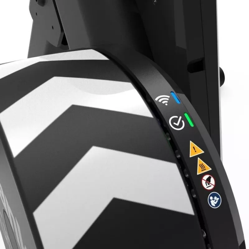 Viedais trenažieris Wahoo KICKR CORE 2 — magnētiskais velotrenažieris, siksnas piedziņa, maks. 1800 W, saderīgs ar 11 ātrumu kaseti, Bluetooth/Wi‑Fi/ANT+