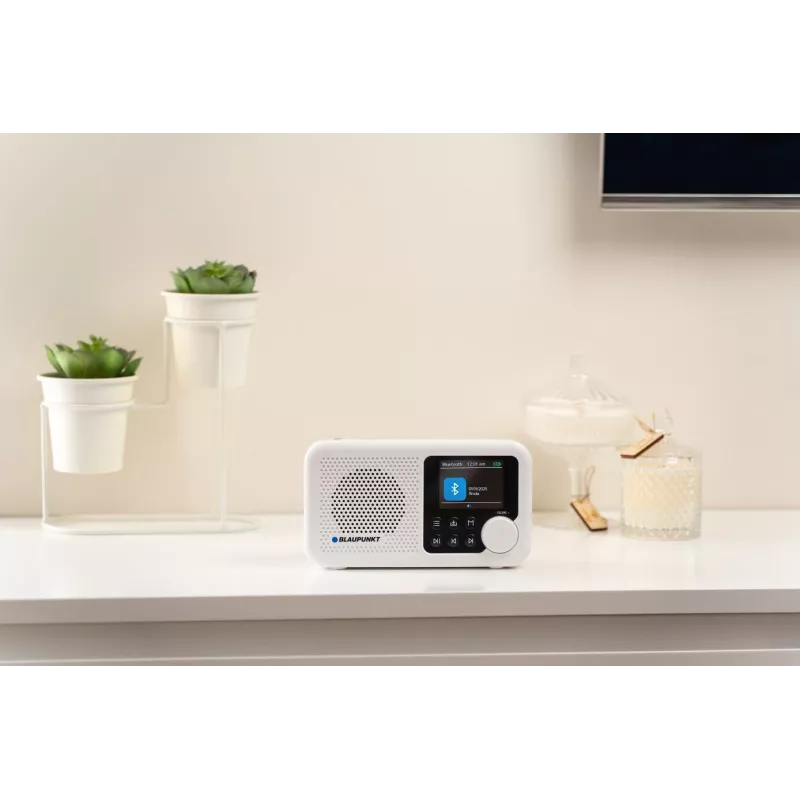 Pulksteņa radio BLAUPUNKT DR8BK — digitālais modinātājpulkstenis ar FM/DAB+, Bluetooth 5.3, 2W, 1800 mAh, USB uzlāde, melns