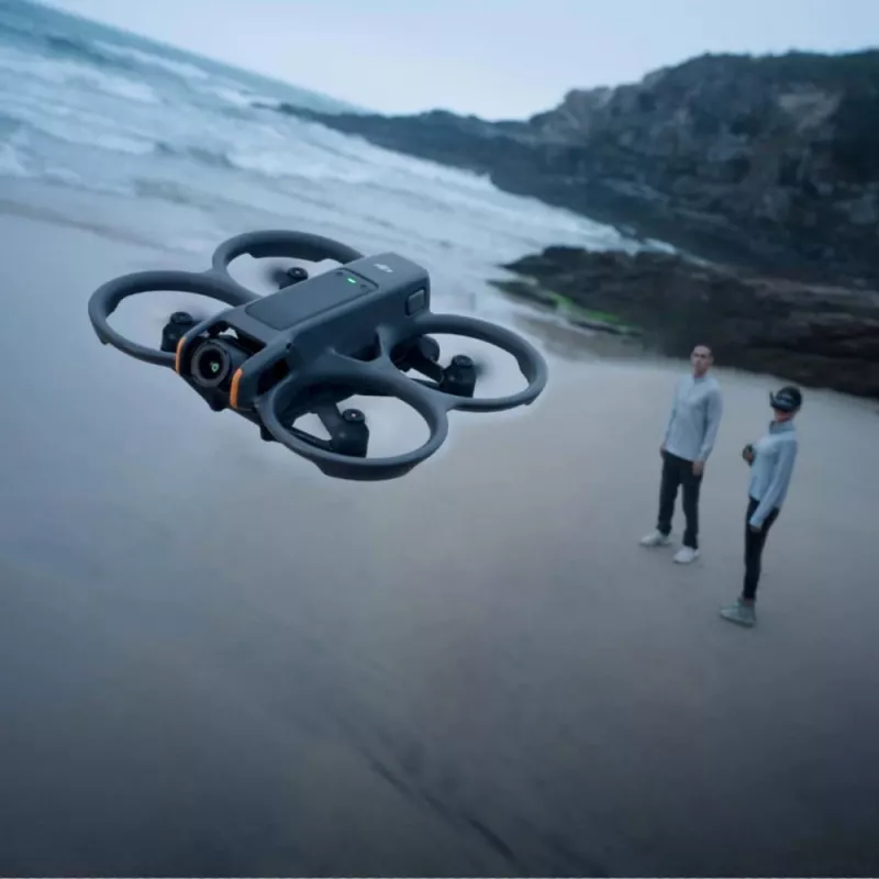 DJI Avata 2 Fly More Combo 1 baterija 4 rotori 12 MP 3840 x 2880 pikseļi Melns