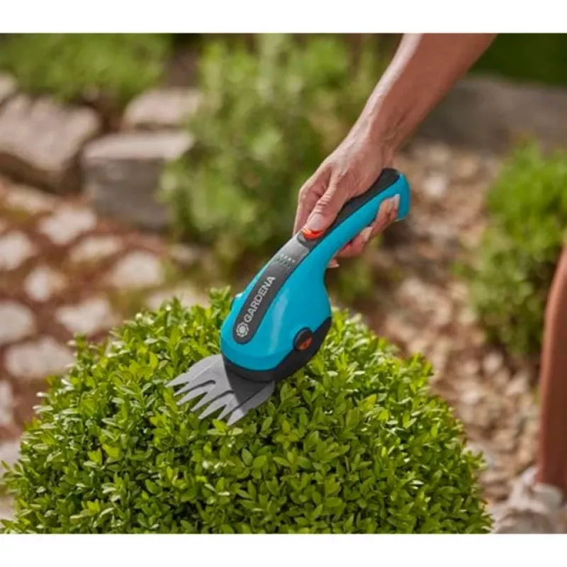 Zāles šķēres GARDENA ClassicCut Li 3,6 V Li-ion 2,5 Ah akumulatora bezvada
