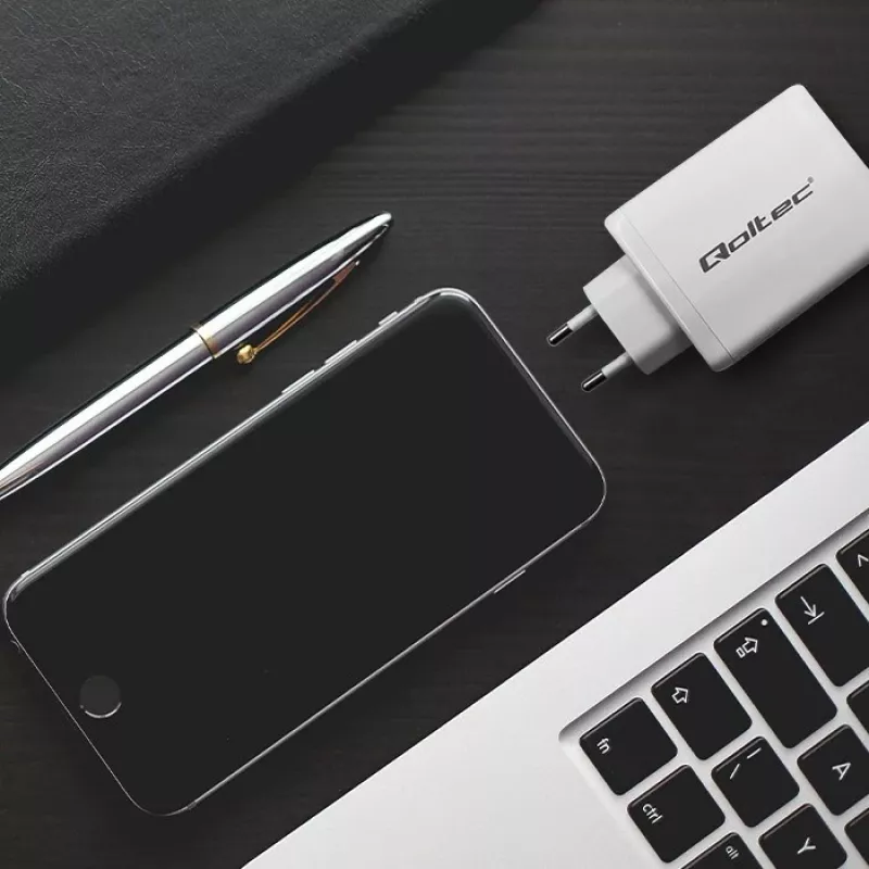 Lādētājs QOLTEC 100W GaN USB-C Dual PD 5–20V 1.5–5A, 2×USB-C