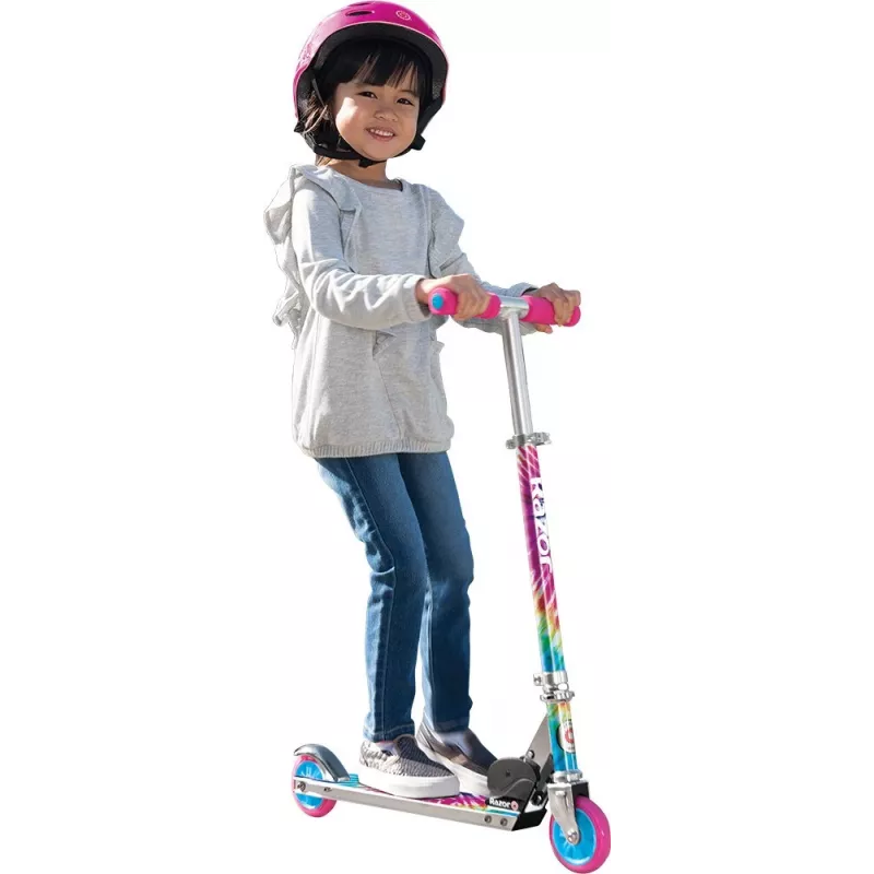 Bērnu skrejritenis Razor A Tie-Dye — alumīnija salokāms 2 riteņu skrejritenis, regulējama stūre, ABEC-5, maksimālā slodze 65 kg