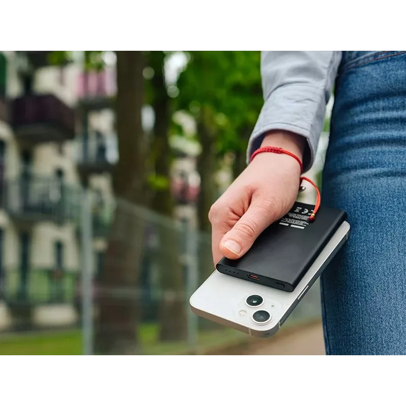 Pārnēsājams lādētājs TRACER AirMag2 — 5000 mAh, MagSafe saderīgs, USB-C PD 20 W, bezvadu uzlāde, 115 g, 1 pieslēgvieta