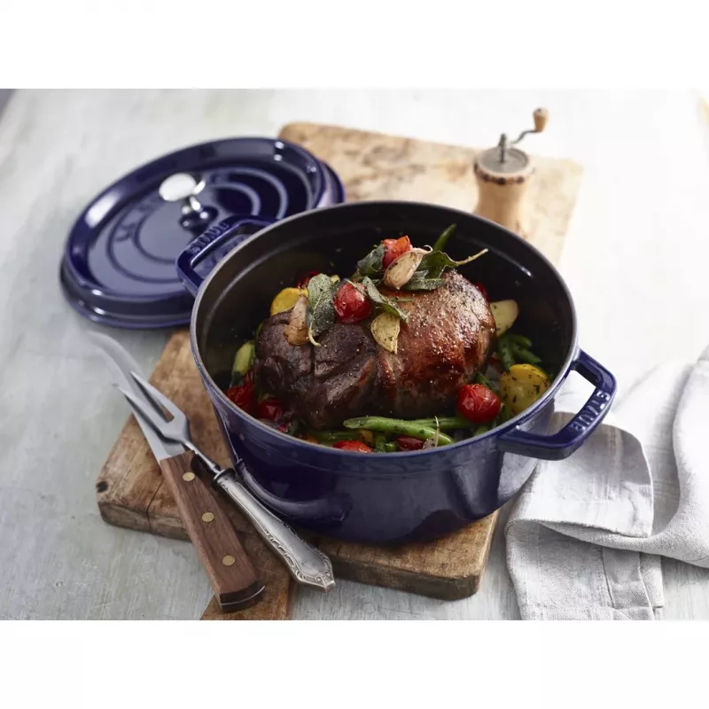 Staub 24 cm apaļa čuguna katls tumši zilā krāsā