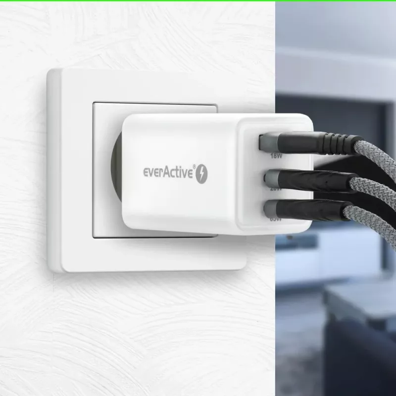 Strāvas lādētājs everActive SQ-655Q 65W, 1×USB-A + 2×USB-C ātra uzlāde