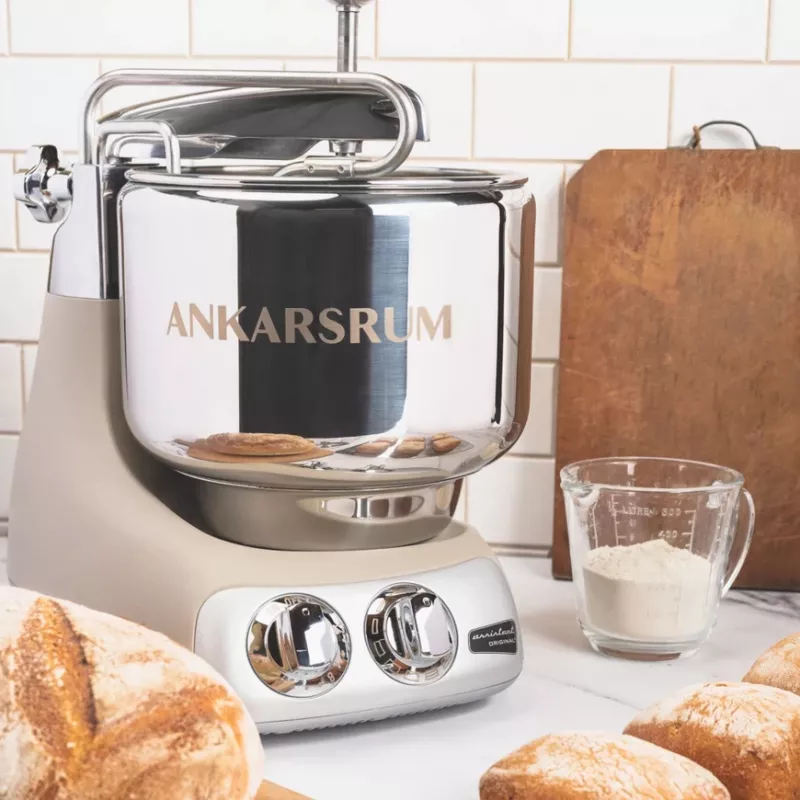 Ankarsrum Assistent Oriģināls galda mikseris 1500 W bēšs