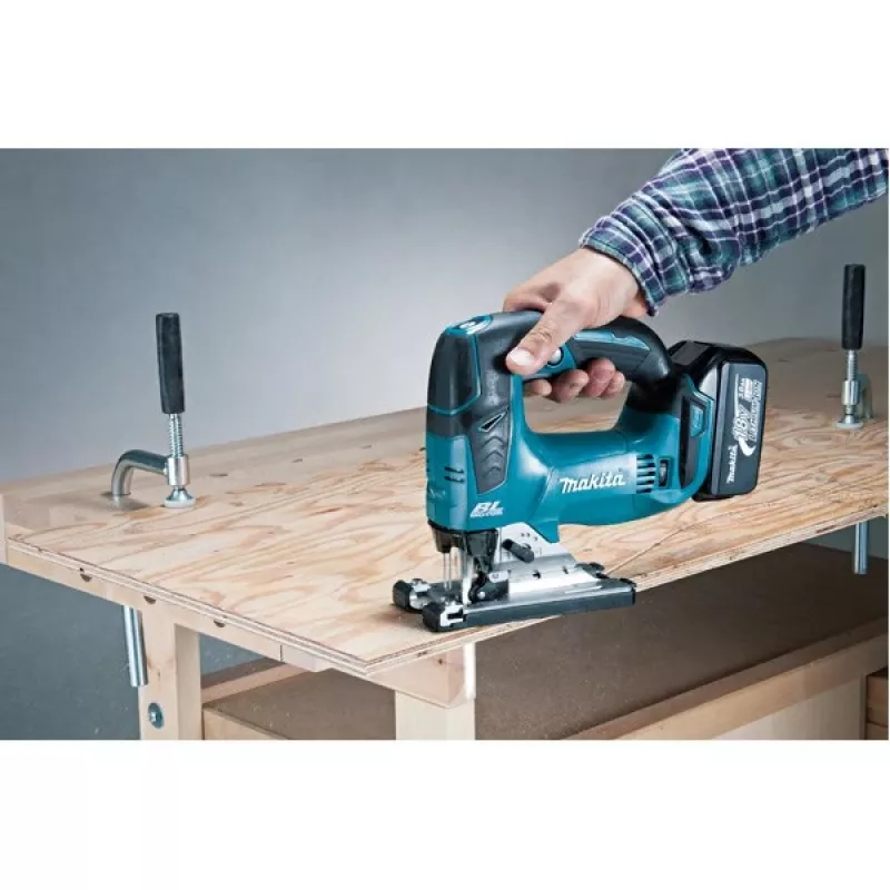 Makita DJV182Z akumulatora finierzāģis 2,6 kg