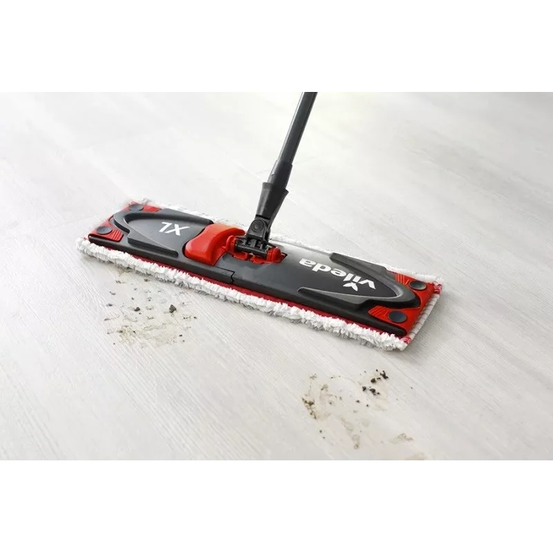 VILEDA mops Ultramax XL Box — mazgājama mikrošķiedra, 360° rotējoša galva, salokāms, cietām grīdām