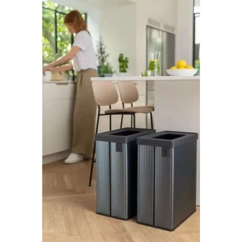 Pārstrādes tvertne 54 L 258986 KETER