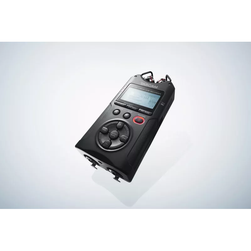 Tascam DR-40X - pārnēsājams digitālais diktofons ar USB saskarni, 2 x stereo ieraksts
