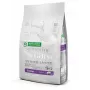 Sausā kucēnu barība nature’s protection Superior Care balta Dogs Grain Free Junior lasis 10 kg — sausā barība, bez graudiem, 26% olbaltumvielu, 15% tauku