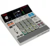 AKAI MPC SAMPLE - pārnēsājams sempleris/groovebox