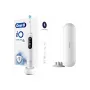 Braun Oral-B iO6 sērijas elektriskā zobu birste balta