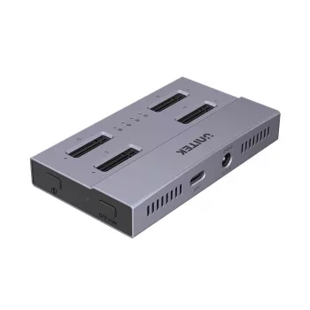 USB4 4-bay M.2 SSD dokstacija