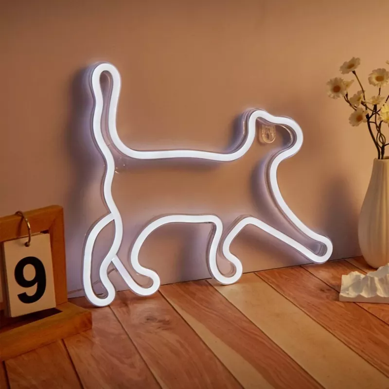 Neona stila dekoratīvā lampa MANTA SNL70WH Style Neon Lights CAT 2 Balticā 70 cm