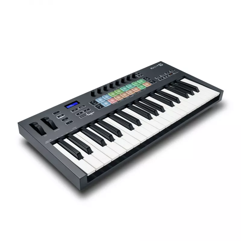 Novation FLKEY 37 - MIDI tastatūra, kas paredzēta FL Studio programmatūrai, 37 taustiņi.
