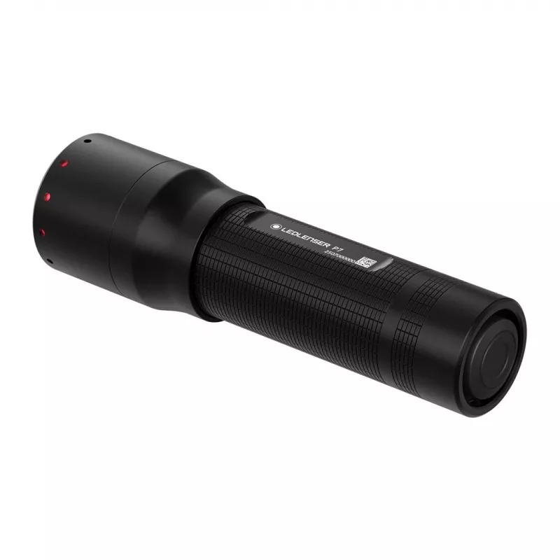 Ledlenser P7 melns rokas lukturis LED