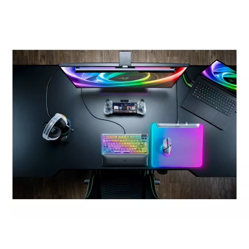 Spēļu peles paliktnis Razer Firefly V2 Pro balta — RGB apgaismojums, USB barošana, neslīdoša pamatne