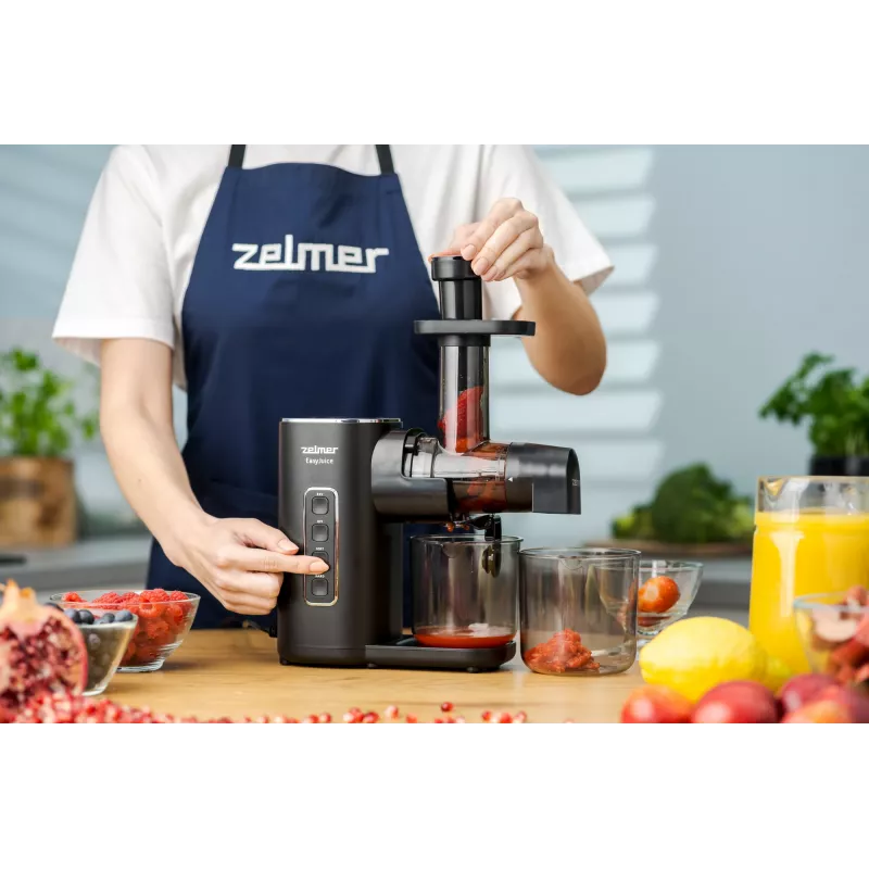 Sulu spiede ZELMER ZJP3900 EasyJuice 700W 1.5L centrbēdzes sulu spiede ar 700 W motoru un 1,5 l mīkstuma tvertni