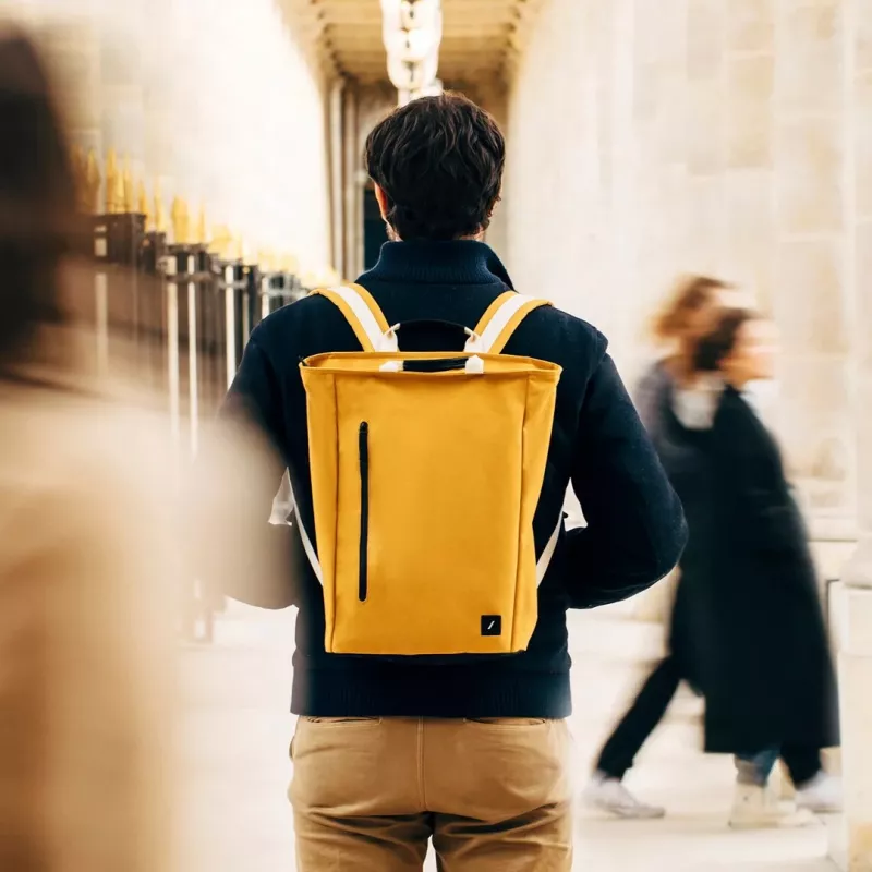 Vieglā mugursoma Native Union W.F.A Backpack dzeltena 100% pārstrādāts PET