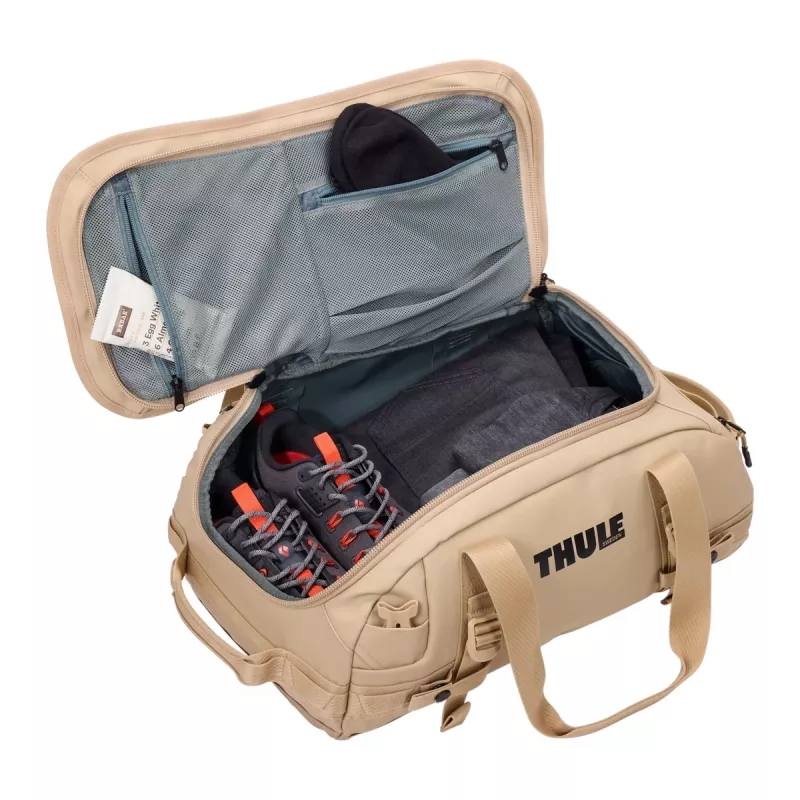 Thule 5443 Chasm 30L ceļojumu soma maigi bēšā krāsā