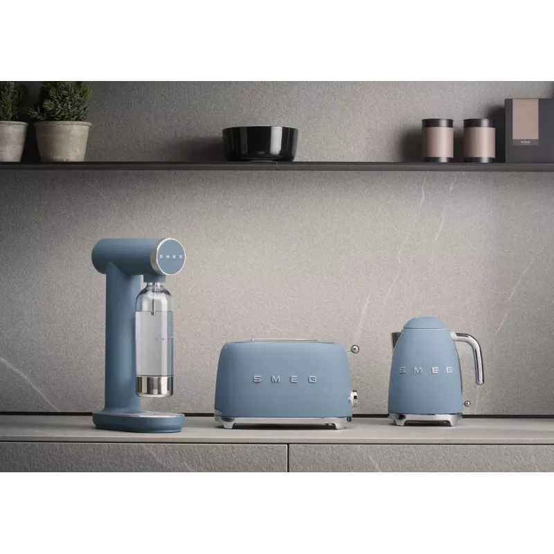 Smeg KLF03SBMEU elektriskā tējkanna 1,7 L 2400 W Zila