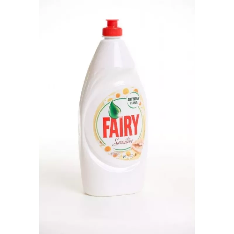 Fairy kumelīšu trauku mazgājamais līdzeklis, maigs, 900 ml