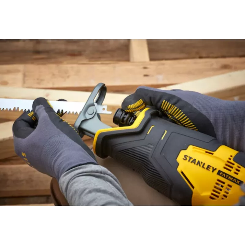 Virzuļzāģis STANLEY 20V Max ar 2 x 2,0Ah akumulatoriem un pārnēsājamo somu