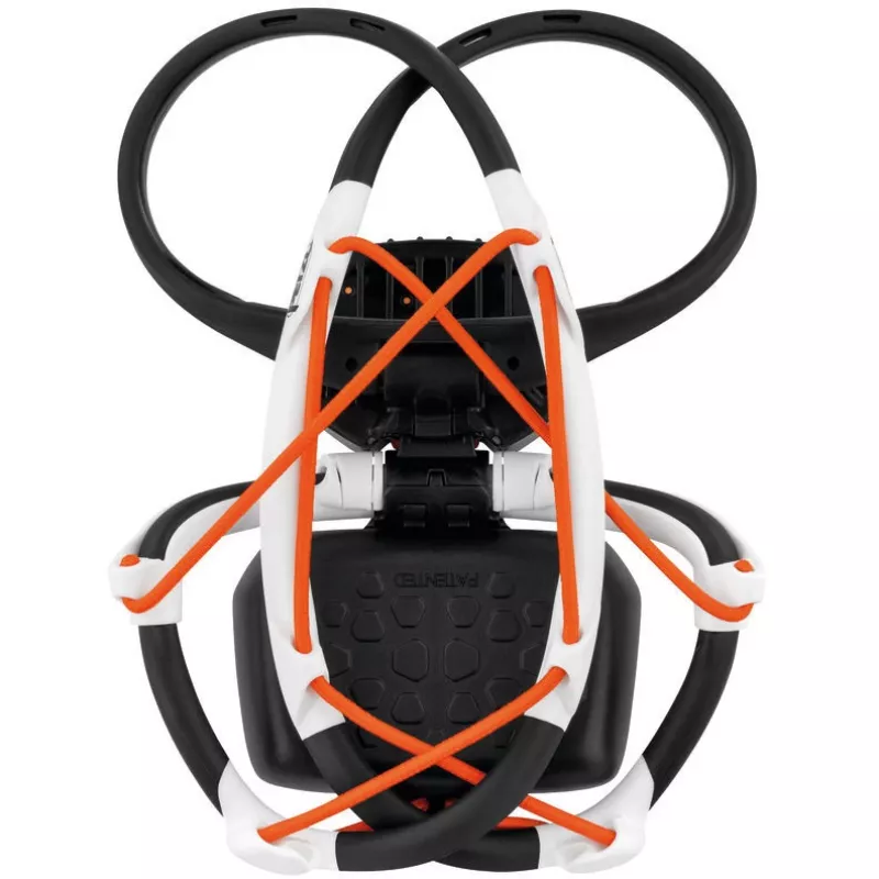 Petzl IKO CORE Galvaslampa, Melna, E104BA00