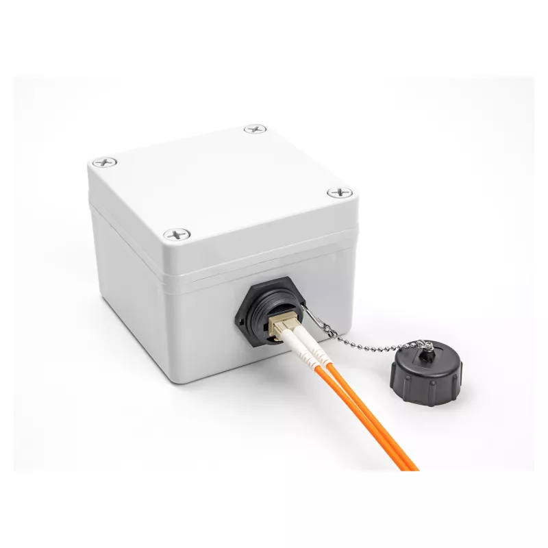 DeLOCK optiskās šķiedras savienotājs LC Duplex uz LC Duplex Multi-mode IP68