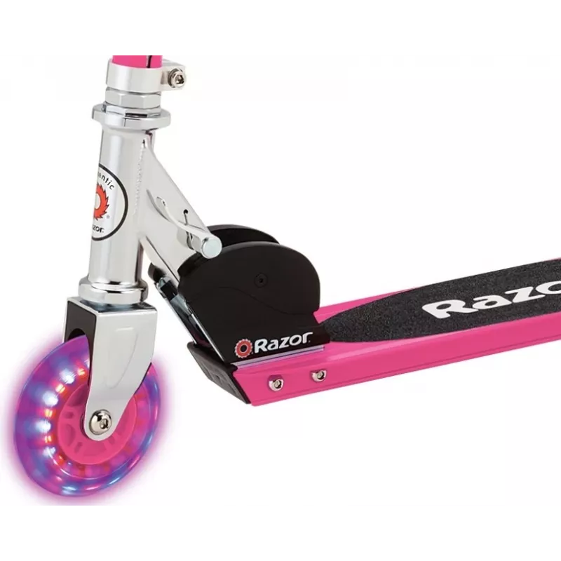 Klasiskais skrejritenis Razor S Spark Sport bērniem, salokāms, tērauda rāmis un pamatne, 2 riteņi, augstums 825 mm, maks. slodze 100 kg, melns/rozā