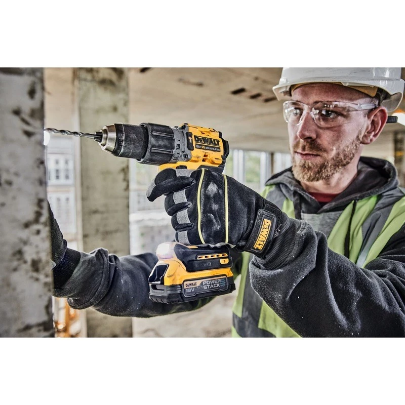 Pistoles roktura urbjmašīna DeWalt DCD805NT-XJ — 18 V bezsuku motors, 2000 apgr./min, 90 N·m, 13 mm patrona, 1,34 kg
