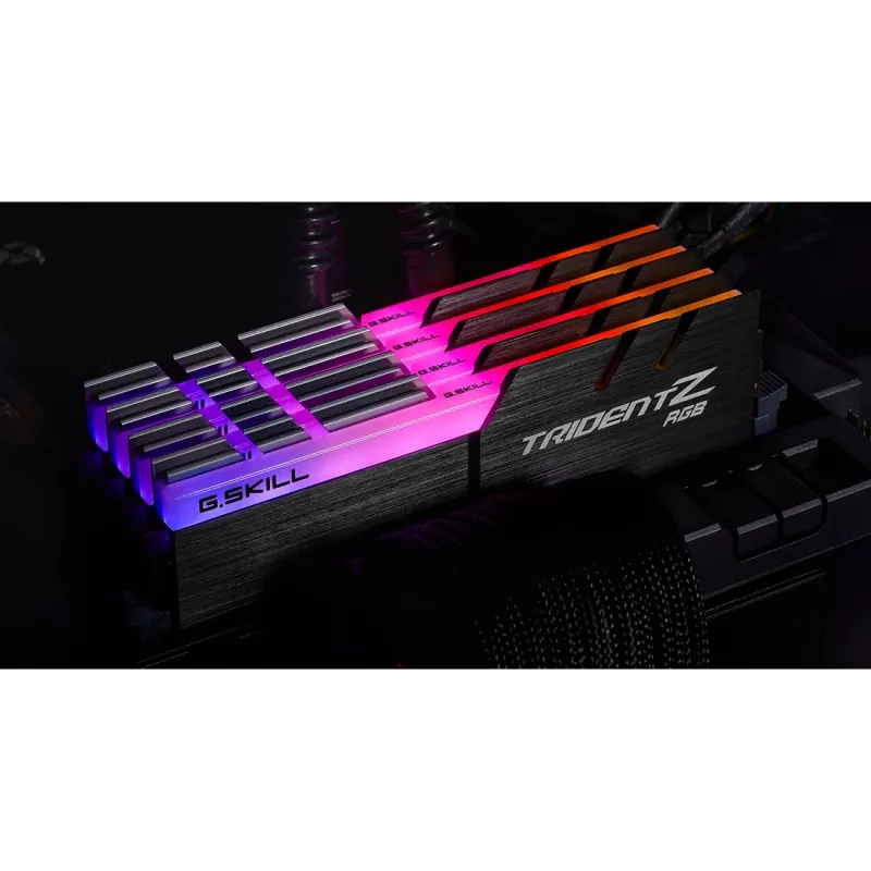 DIMM 32 GB DDR4-3600 (4x 8 GB) Quad-Kit, atmiņa melna, F4-3600C16Q-32GTZRC, Trident Z RGB, INTEL XMP