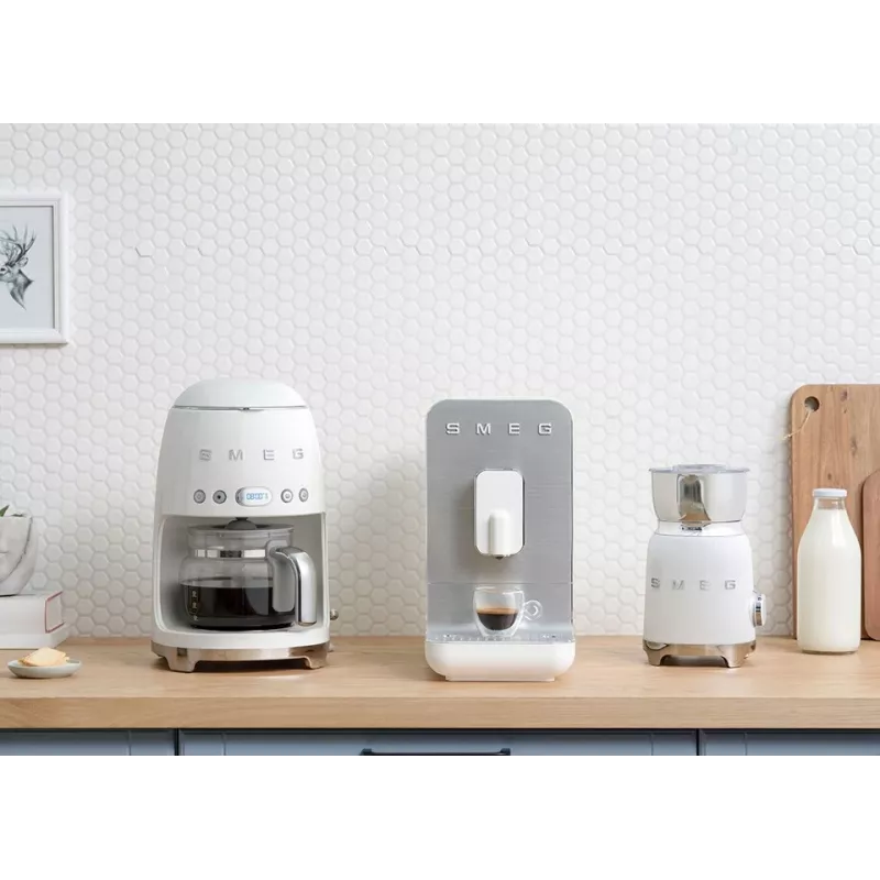 Pilienu kafijas automāts Smeg 1.4L DCF02WHEU Balts