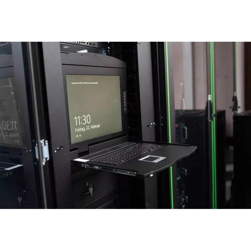 DIGITUS DS-72211-3US 19 collu 16 portu LCD KVM plaukta konsole