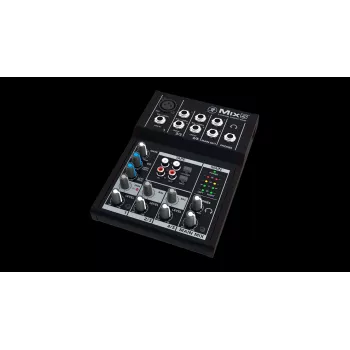 Mackie Mix5 5 kanāli 20 - 30000 Hz Melns