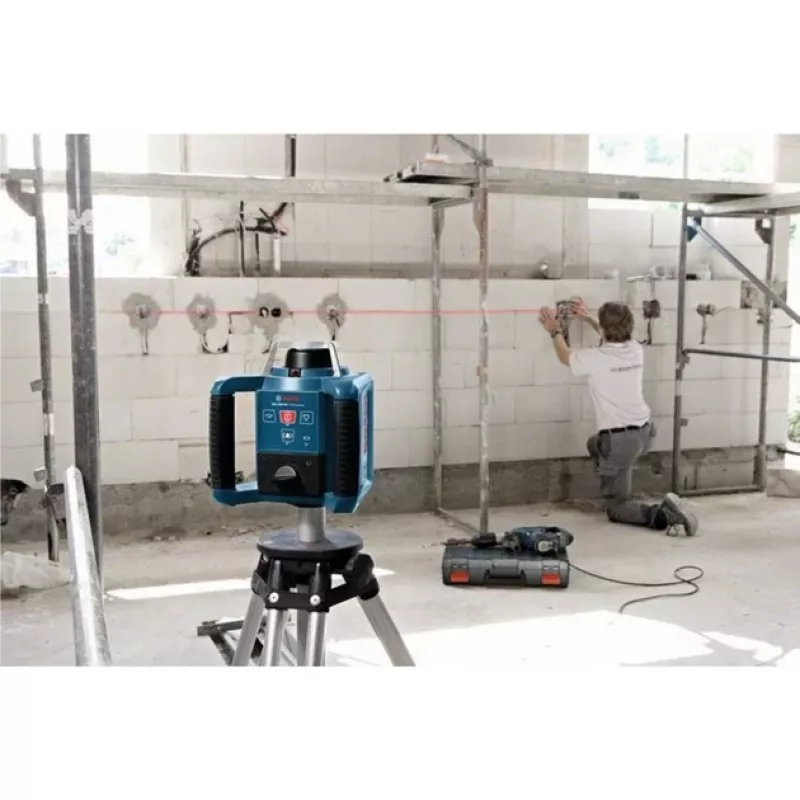 Bosch rotācijas lāzers GRL 300 HV Professional zils/melns, sarkana lāzera līnija un vertikāls punkts, ar turētāju WM 4 un lāzera uztvērēju LR 1, koferī