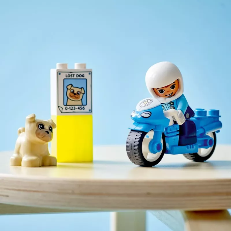 Rotaļu motocikla komplekts LEGO Duplo Policija 10967 ar kustīgiem riteņiem un policista figūru