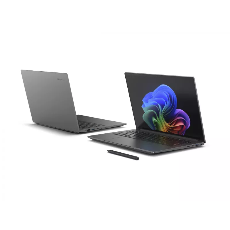 Acer Swift X 14 AI SFX14-61G klēpjdators — AMD Ryzen AI 9 365 2 GHz, GeForce RTX 5070, 32 GB RAM, 1,024 TB NVMe SSD (2× QLC), 14,5 collu 180° eņģe, Windows 11 Home