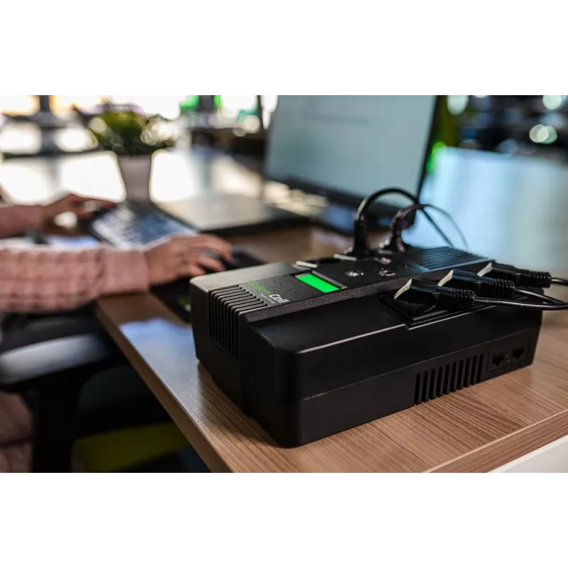 Nepārtrauktās barošanas avots zaļa Cell UPS06, Line-Interactive 600 VA (360 W), 6 maiņstrāvas rozetes, LCD, USB, RJ-45, 12 V 7 Ah akumulators